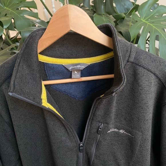 Eddie Bauer quest 1/4- zip pull over - Picture 1 of 3